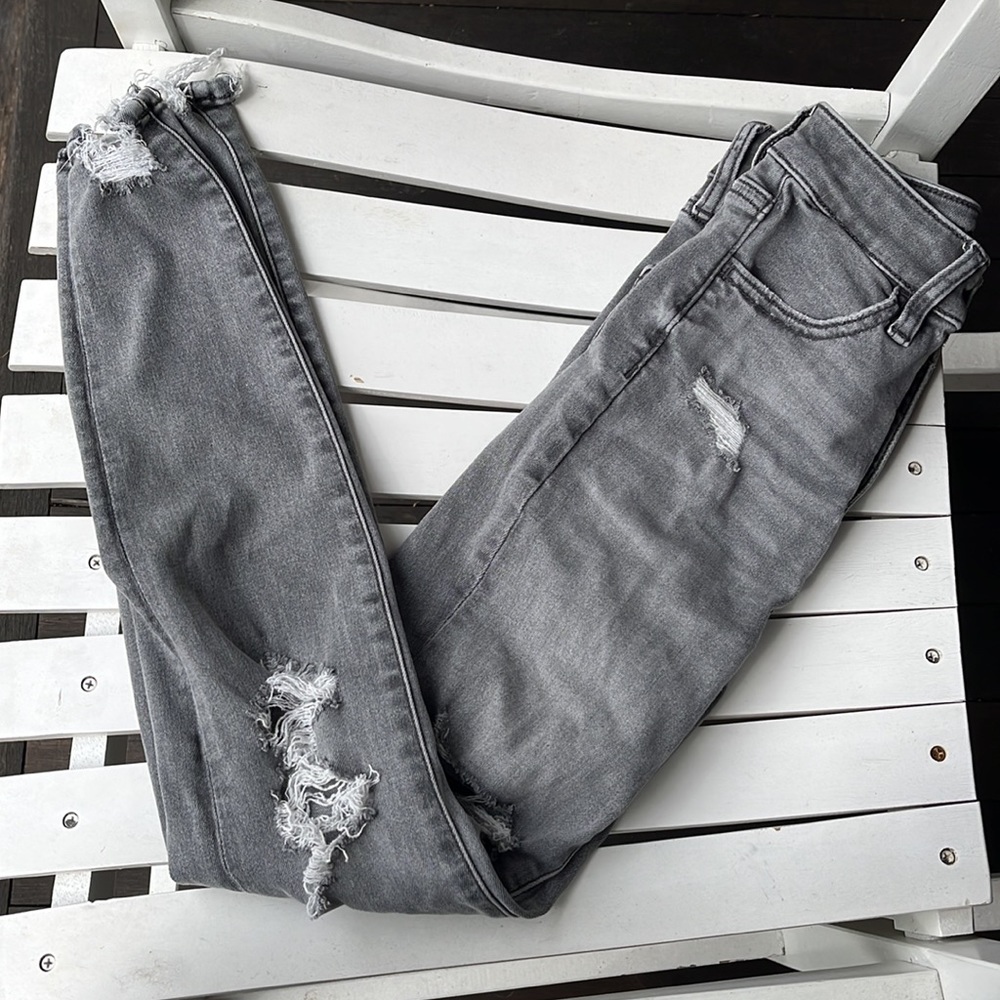 ☀️American Eagle Mom Jeans Size 00 Short Charcoal Ash - Picture 2 of 8